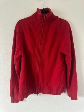 GAP Women’s 100% Lambs Wool Classic Red Zip-Front Sweater